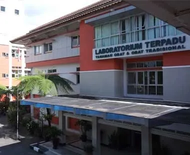 Instalasi AC untuk Lab B2P2OOT Tawangmanu oleh PT Cilikon Tataudara Indonesia